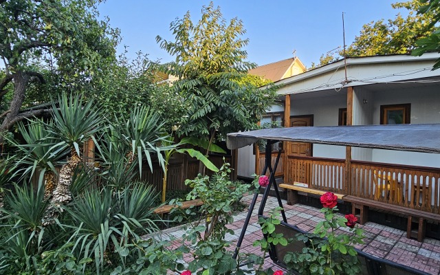 Yanaky Guest House
