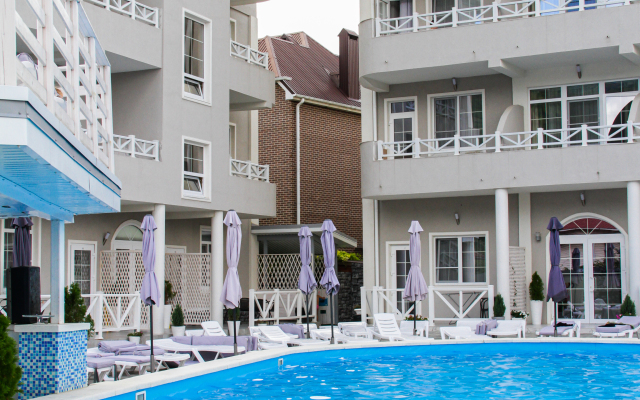 Moreon Hotel