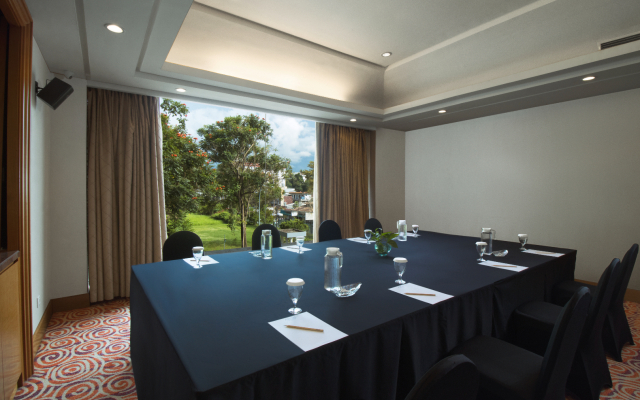 Aston Manado Hotel