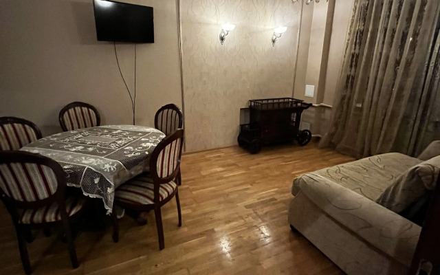 Квартира Трехкомнатная в Колпино - Исторический Центр