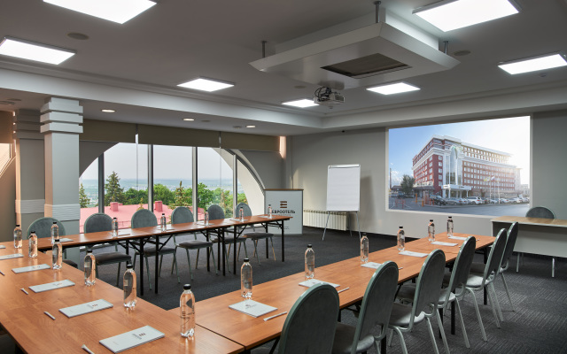 Azimut Hotel Stavropol
