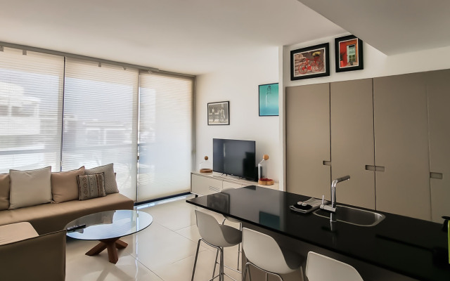 Апартаменты Brand New 2 Bdr Apartment Florentine #TL30