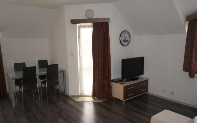 Lilia 2 Hotel