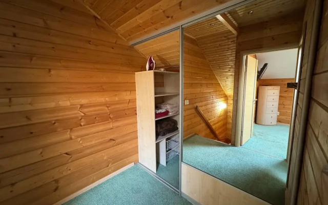 Na Ozere Bannoye Bungalow