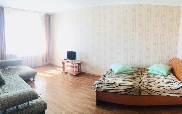 50 let Oktyabrya 71 Apartaments