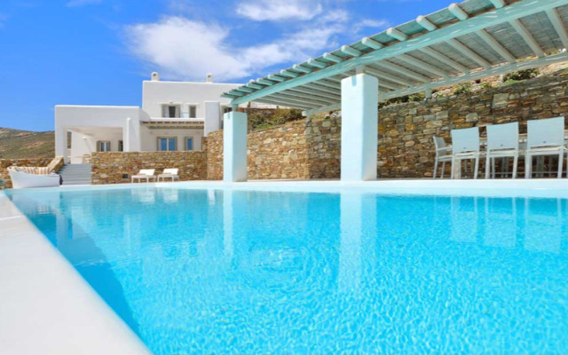 Fokos Beach Villa