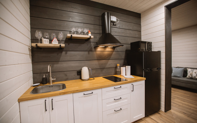 Частный Дом Sheluha House