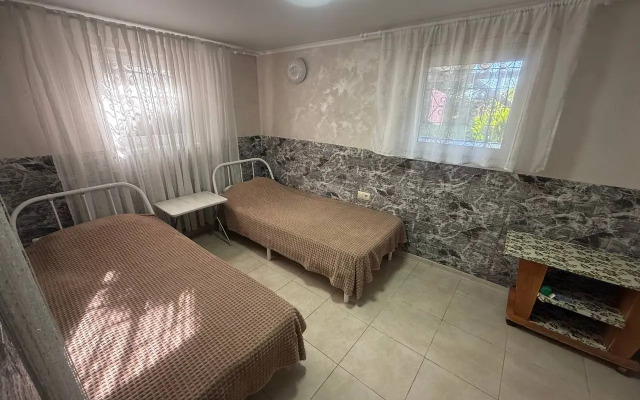 Chastny Sektor Guest House