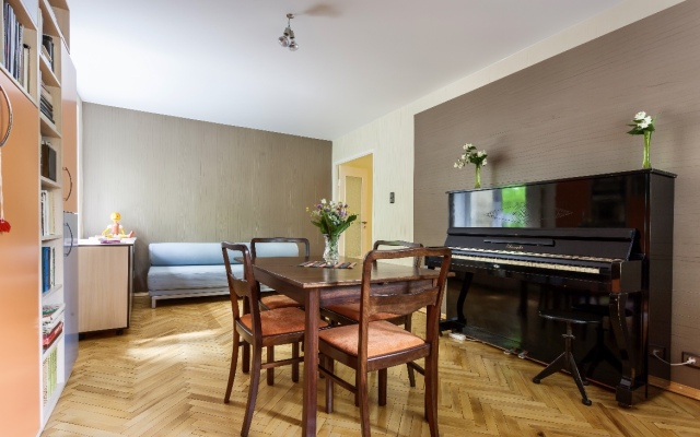 Квартира Светлая 2-Комнатная. Скандинавский Уют. 30 мин до Центра/Аэропорта. Метро и Быстрый Wi-Fi