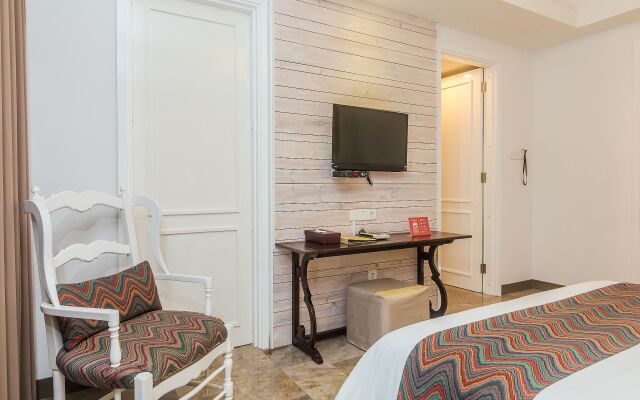 ZEN Premium Petitenget Umasari Hotel