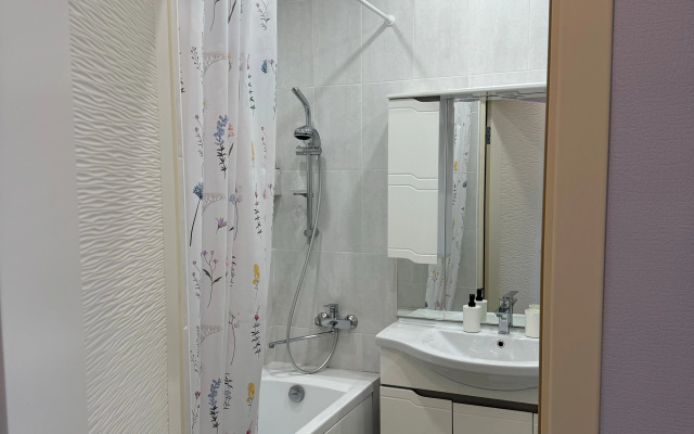 V Zhilom Rayone Berezovy Flat