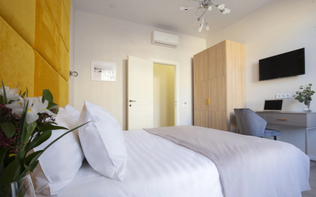 Отель Гранд Сьютс Syncotel