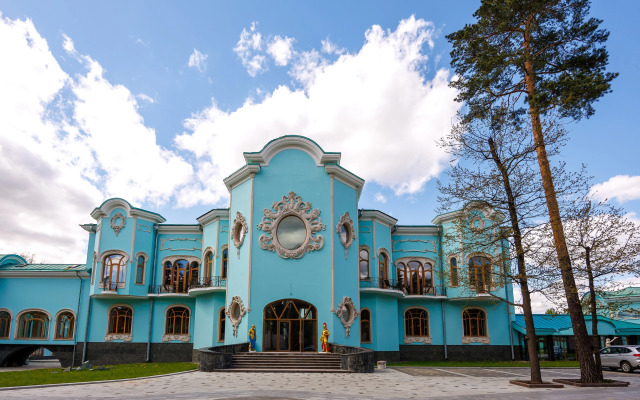 Отель Malakhovka Palace