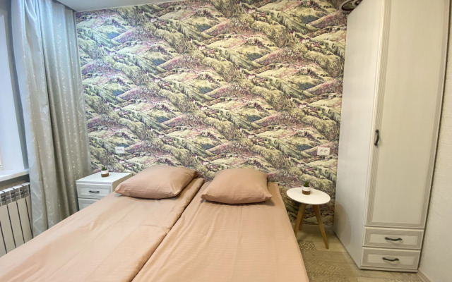 Апартаменты Семейные трехкомнатные на Свердлова