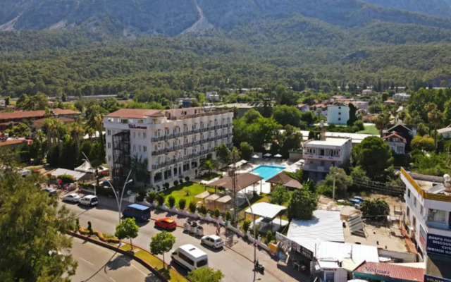 Tal Beach Hotel