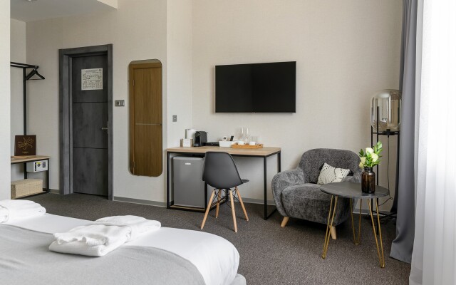 Breezko Hotel