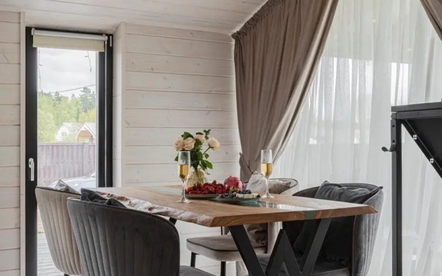 Частный дом Дубльдом «Свет» с 3 спальнями