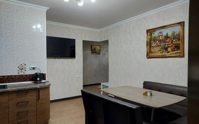 Sutkiru V Kurortnoy Zone Flat