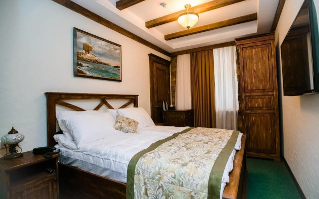 Maajid Hotel & Restaurant