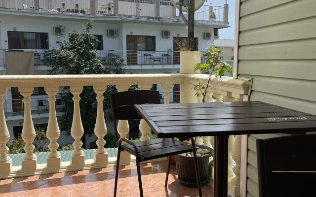 Oazis Guest house