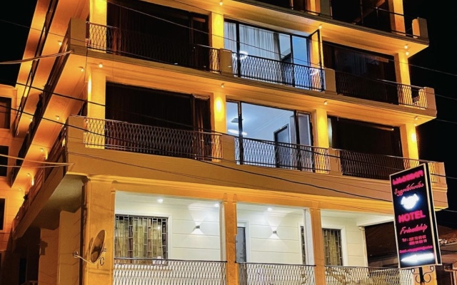 Megobroba Hotel