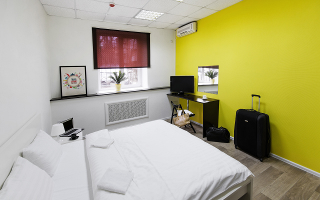 Maxi House Hostel