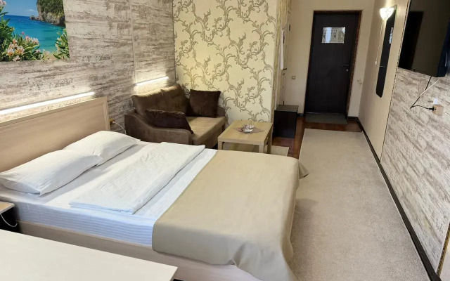 ArtPlaza Hotel