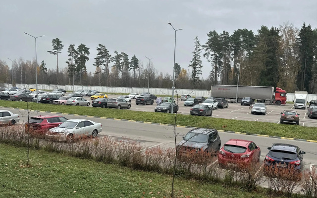 S Sovremennym Remontom i Beskontaktnym Zaseleniem Flat