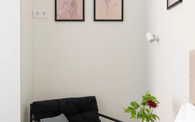 Апартаменты с двумя спальнями рядом с Таврическим садом