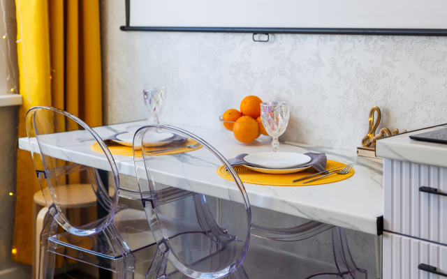 Meduza Apart uyutnye kino-studii s proektoramy 2 Apartment