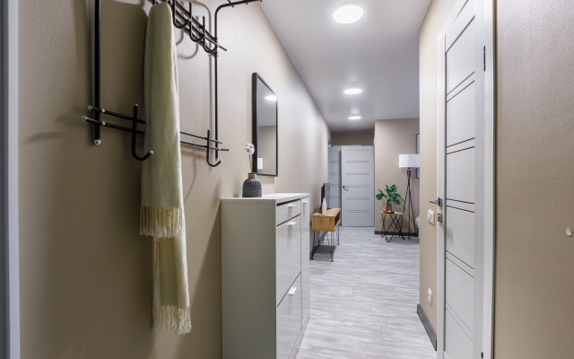 Trekhkomnatnaya ryadom NMITS imeni Ryzhikh Flat