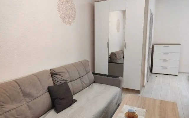 V Tsentre Starogo Rostova-Na-Donu Flat