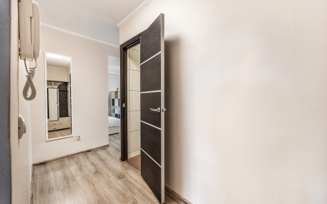 Irisamber Flat