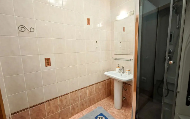 Flat 2k Kvartira Na Semyi Shamshinykh 18