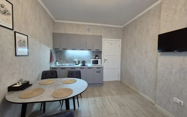 Uyutnaya Odnokomnatnaya C Balkonom Flat