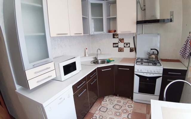 Апартаменты в Микрорайоне Мирный 6/3