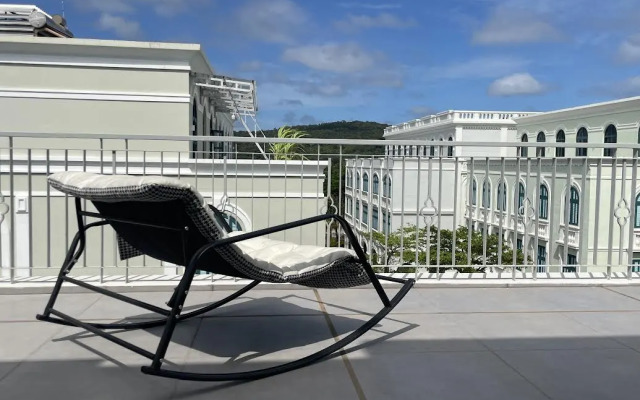 Sun House Living quarters