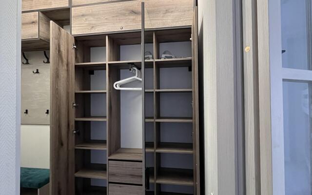 App Van Apartments