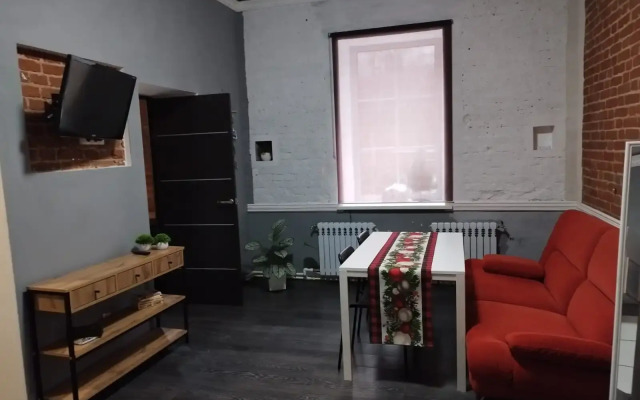 Uyutny Loft Flat