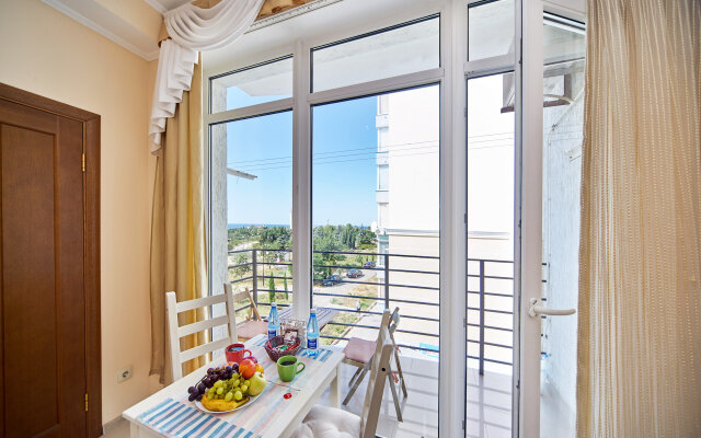 Apartments with sea view in Park Pobedy