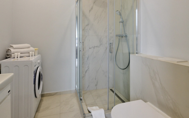 Alis V Alkon Tauer M Dinamo 913 Apartments