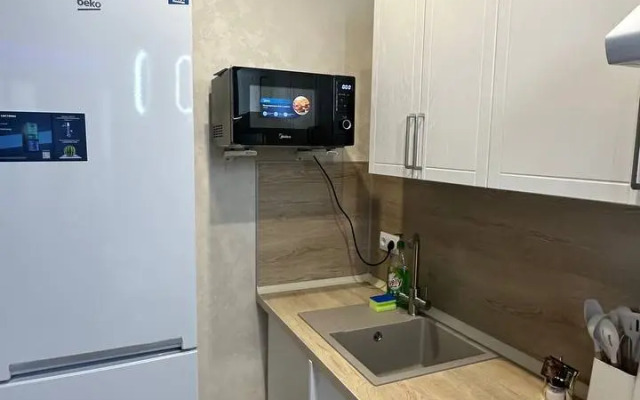 Uyutnaya i Svetlaya v Novom Zhilom Komplekse Flat