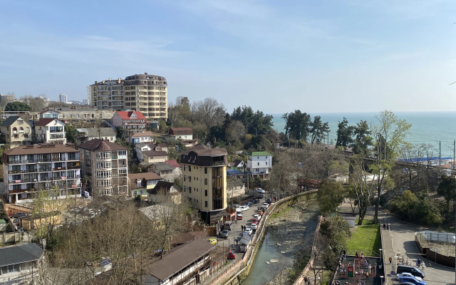 More Pri Vykhode Iz Dvora Flat