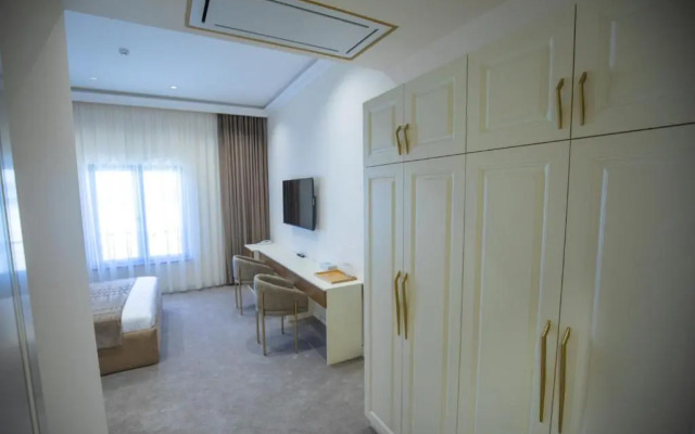 Ketrin Hotel Restaurant