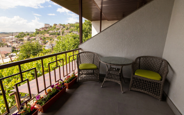 Hillside Guest house