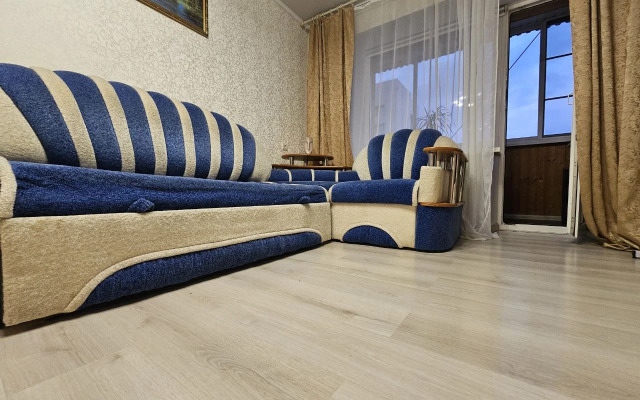 L.V.Hotels na Oruzheynoy 1 Flat