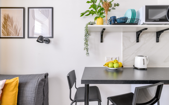 Apartment  Dvuhurovnevaya Studiya U Troitskogo Sobora