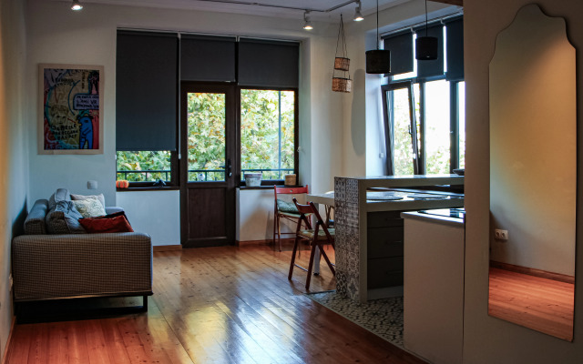 Апартаменты Old Tbilisi Sololaki Apartment