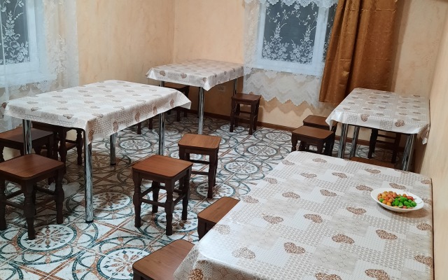 Anzhelika Guest House