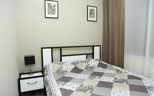 Ploshad Respubliki Apartments